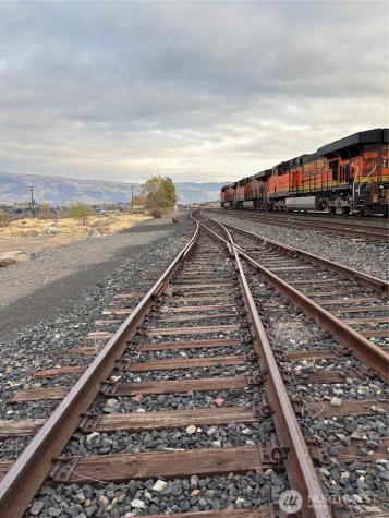 623 Goose Rock Lane Malaga WA 98828