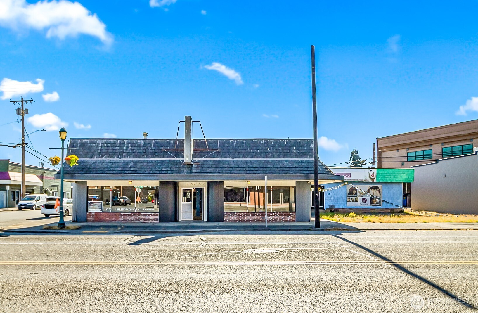 123 N Lewis Street Monroe WA 98272