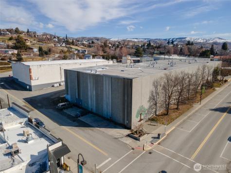 135 Wapato Way Manson WA 98831