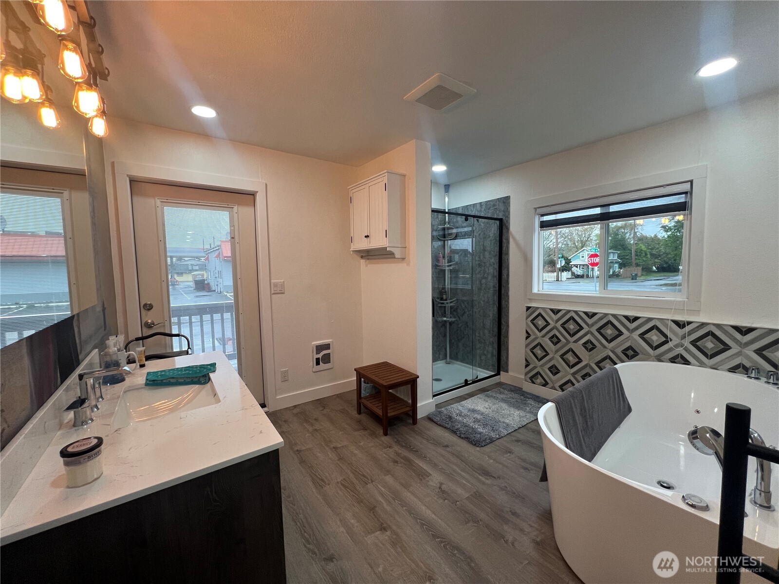 4015 Pacific Way Seaview WA 98644