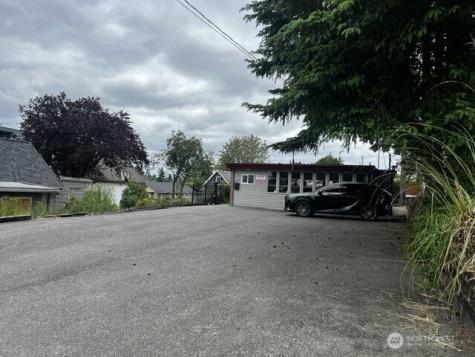 3219 6th Avenue Tacoma WA 98406