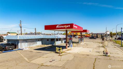 1211 E Lewis Street Pasco WA 99301