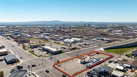 1211 E Lewis Street Pasco WA 99301
