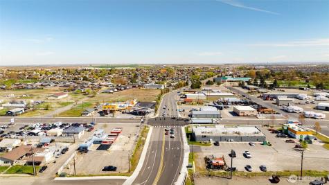 1211 E Lewis Street Pasco WA 99301