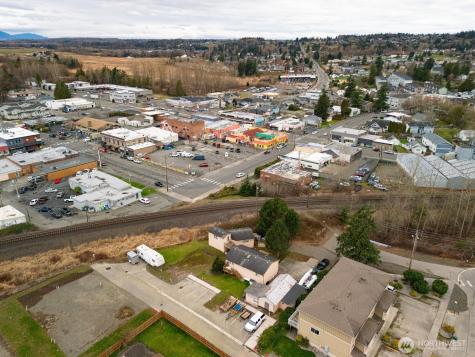 5698 2nd Avenue Ferndale WA 98248
