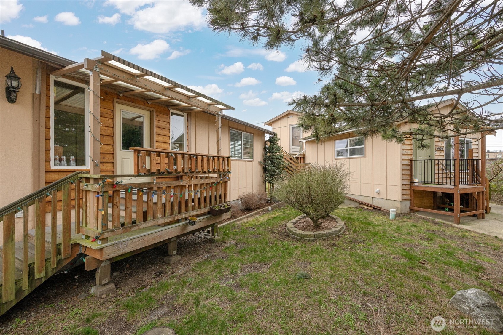 5698 2nd Avenue Ferndale WA 98248