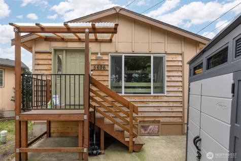 5698 2nd Avenue Ferndale WA 98248