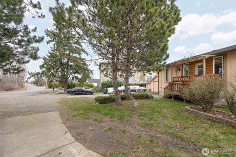5698 2nd Avenue Ferndale WA 98248