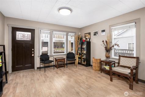 337 Park Avenue N Renton WA 98057