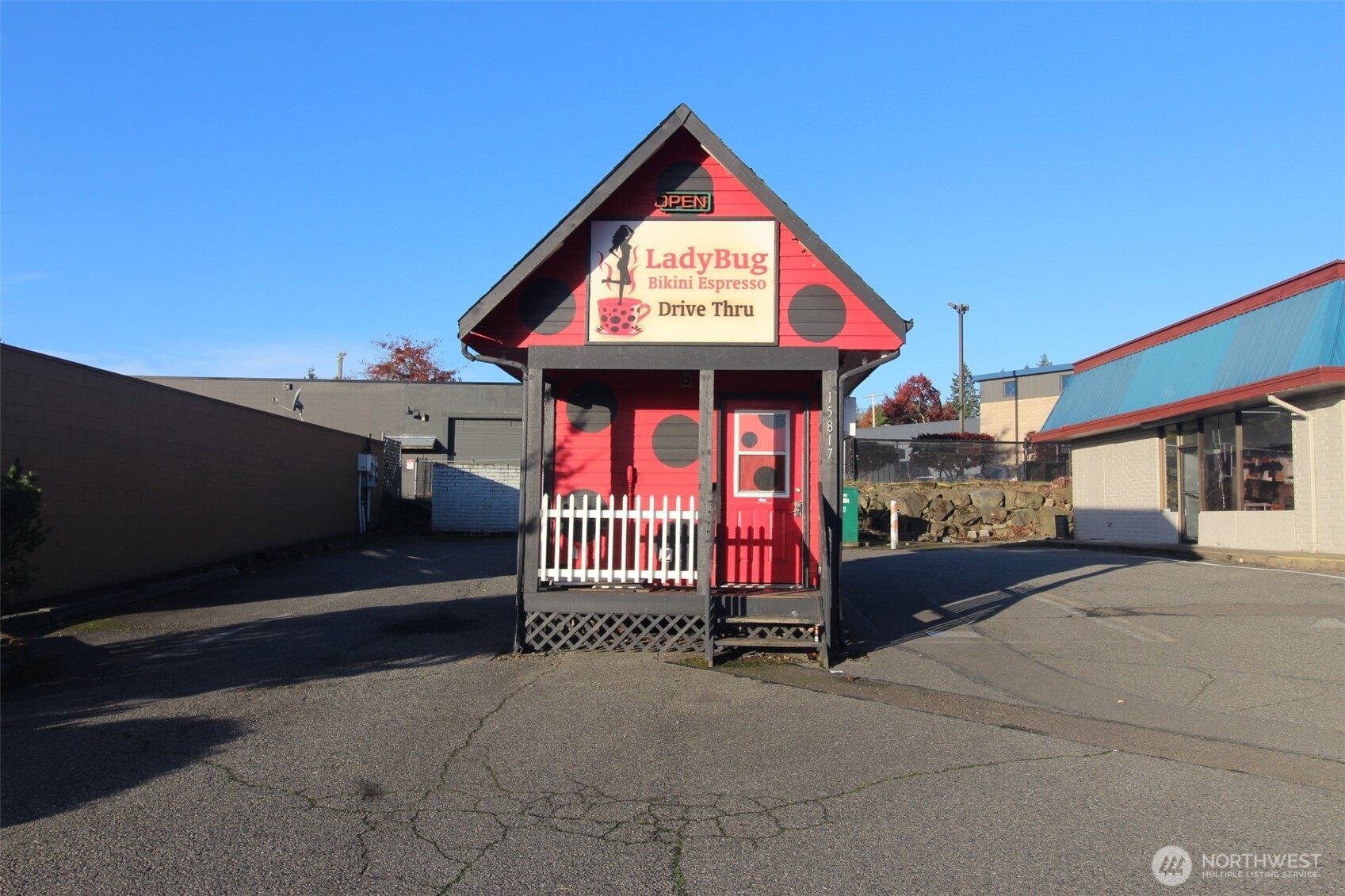 15805 1st Avenue S Burien WA 98148