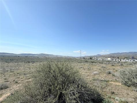 74 Highway 97 Omak WA 98841