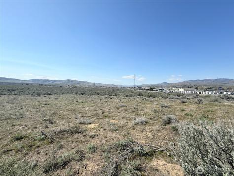 74 Highway 97 Omak WA 98841