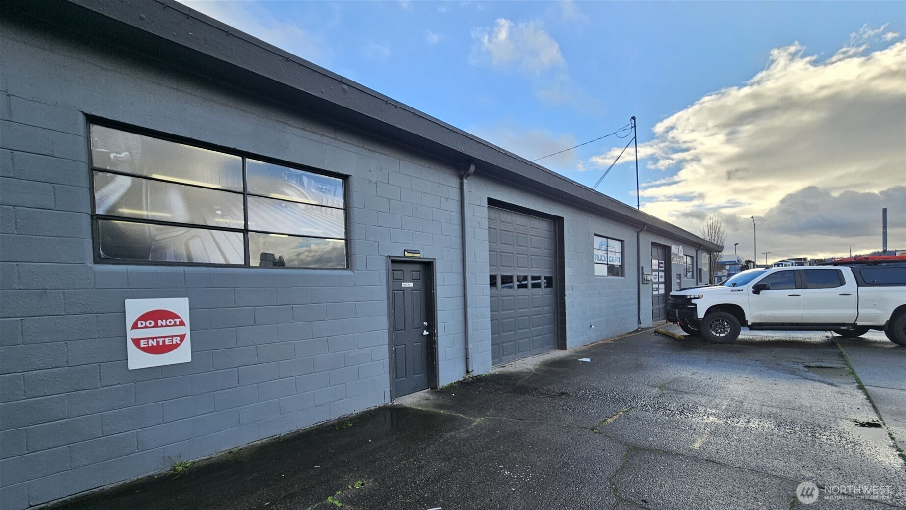 1406 Tennant Way Longview WA 98632