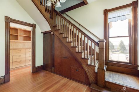 1199 SE Dock Street Oak Harbor WA 98277