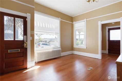 1199 SE Dock Street Oak Harbor WA 98277