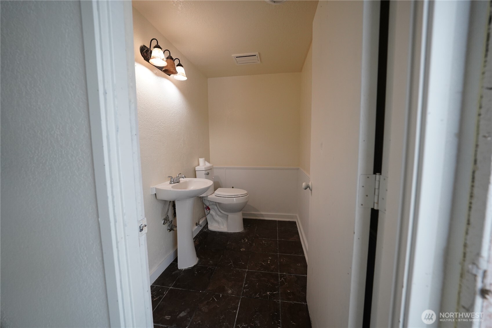 595 Bethel Avenue SE Port Orchard WA 98366