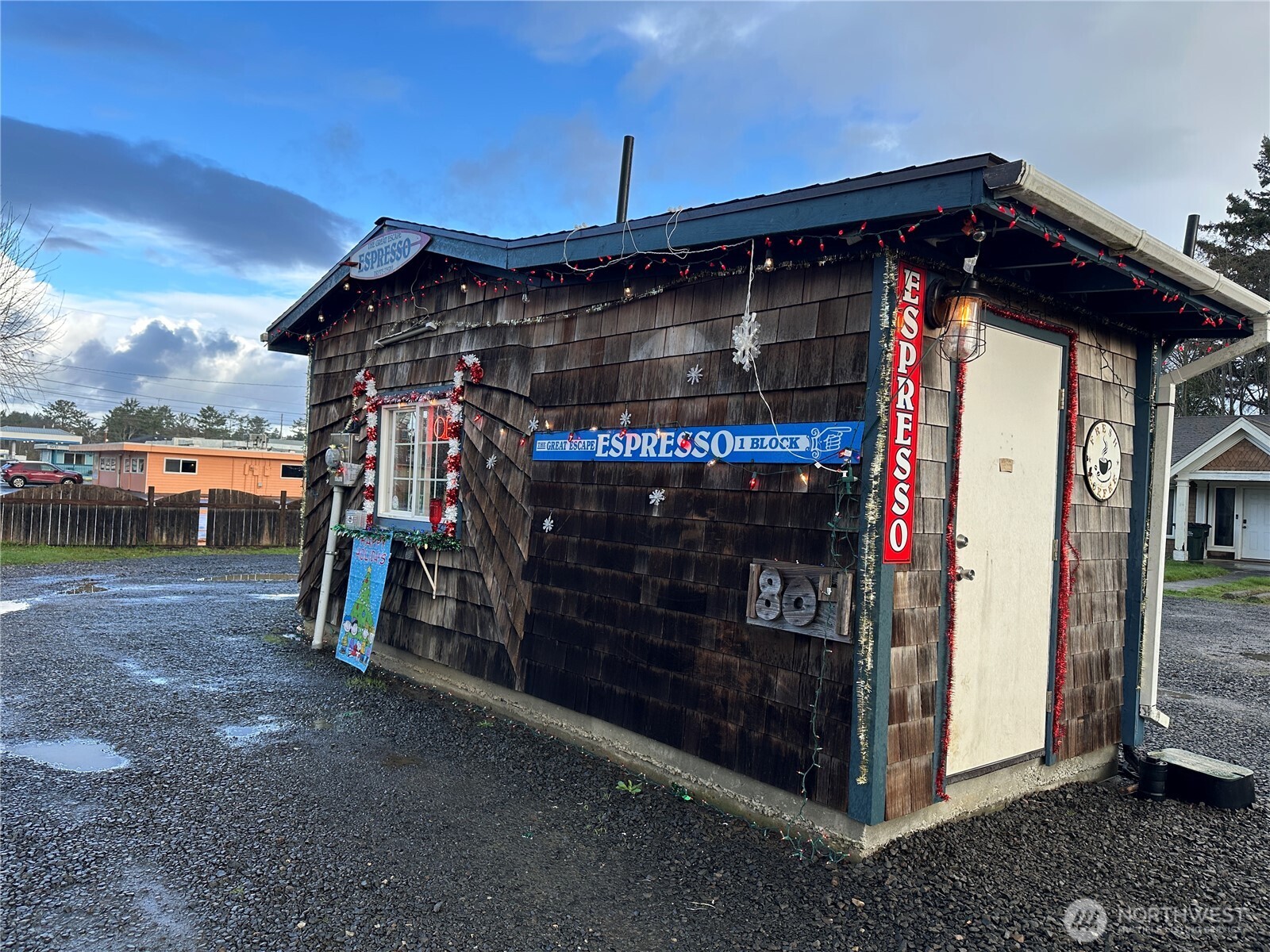 1804 Pacific Ave N Long Beach WA 98631