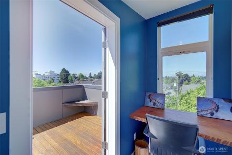 3444 California Avenue SW Seattle WA 98116