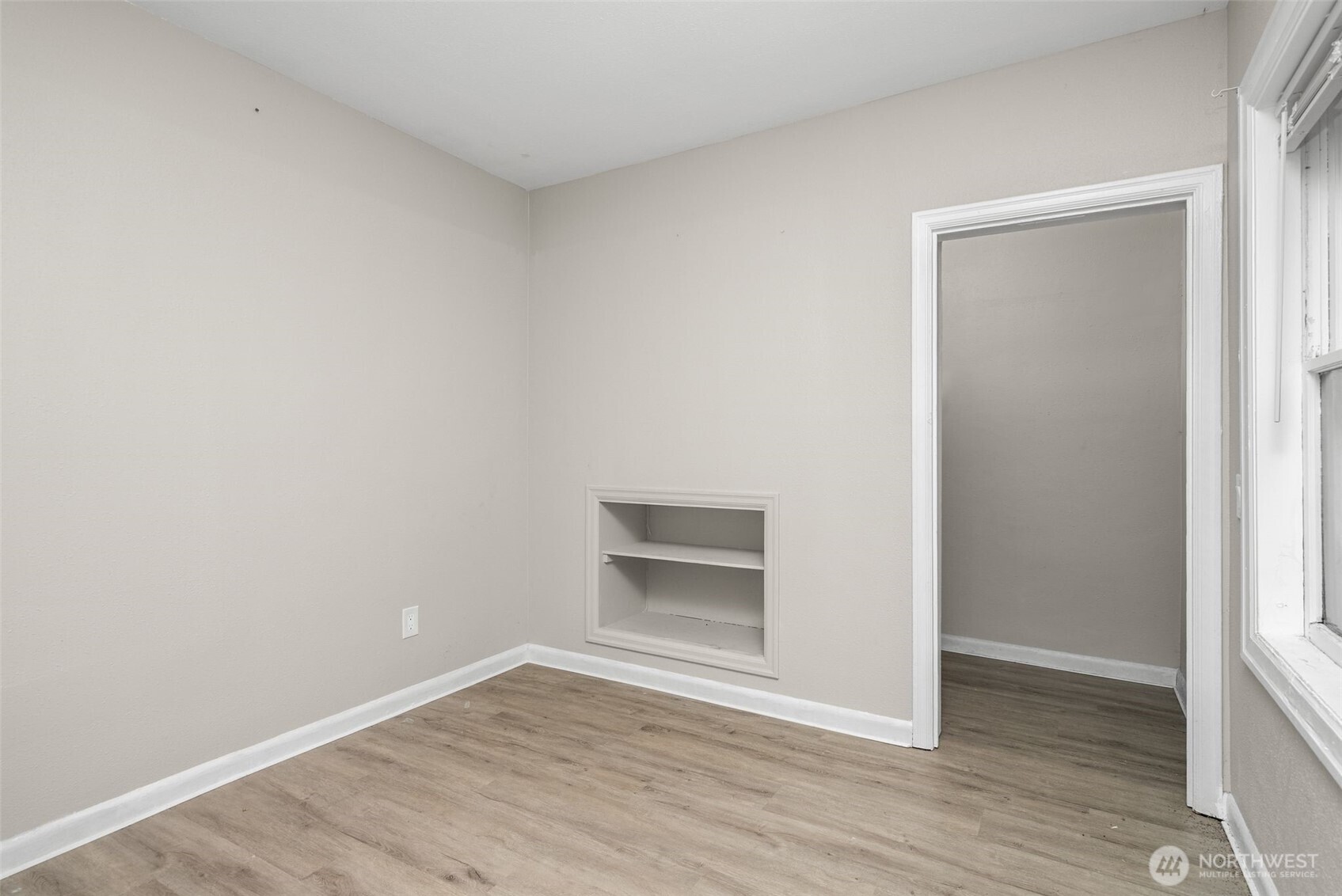 6323 Kitsap Way Bremerton WA 98312