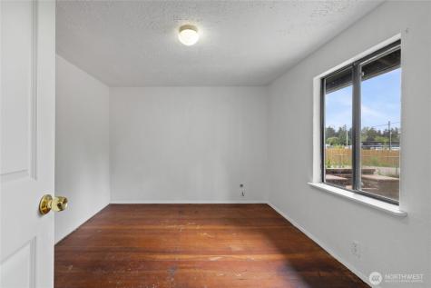 12413 Canyon Road Puyallup WA 98373