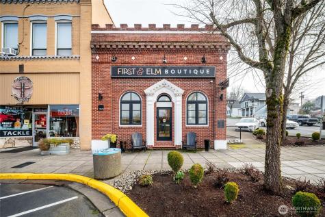210 N 1st Street Kalama WA 98625