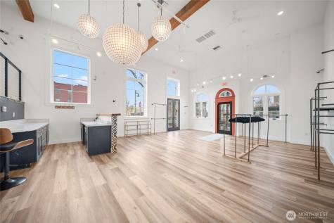 210 N 1st Street Kalama WA 98625