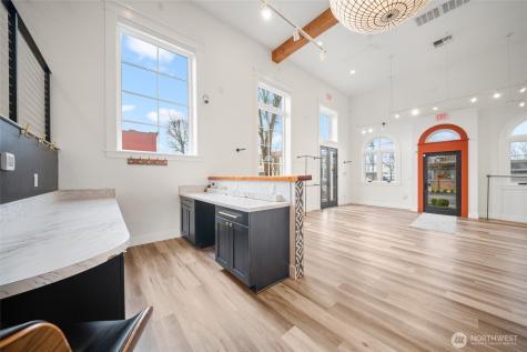 210 N 1st Street Kalama WA 98625