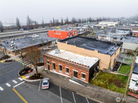210 N 1st Street Kalama WA 98625