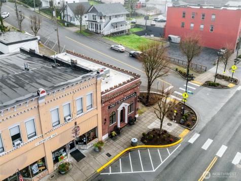 210 N 1st Street Kalama WA 98625