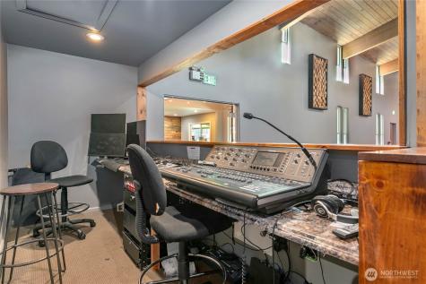 904 Nooksack Avenue Nooksack WA 98276