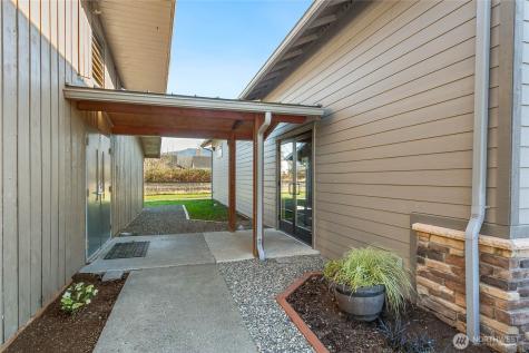 904 Nooksack Avenue Nooksack WA 98276