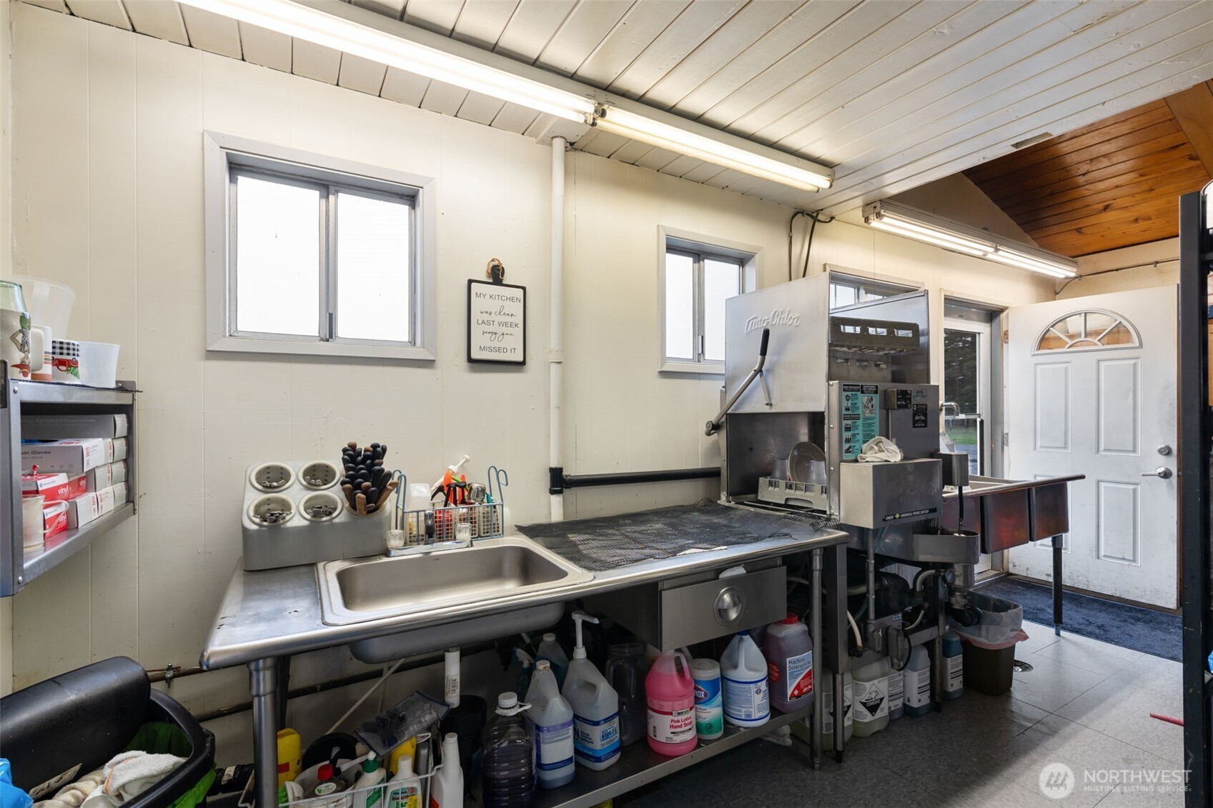 314 W Pine Street Oakville WA 98568