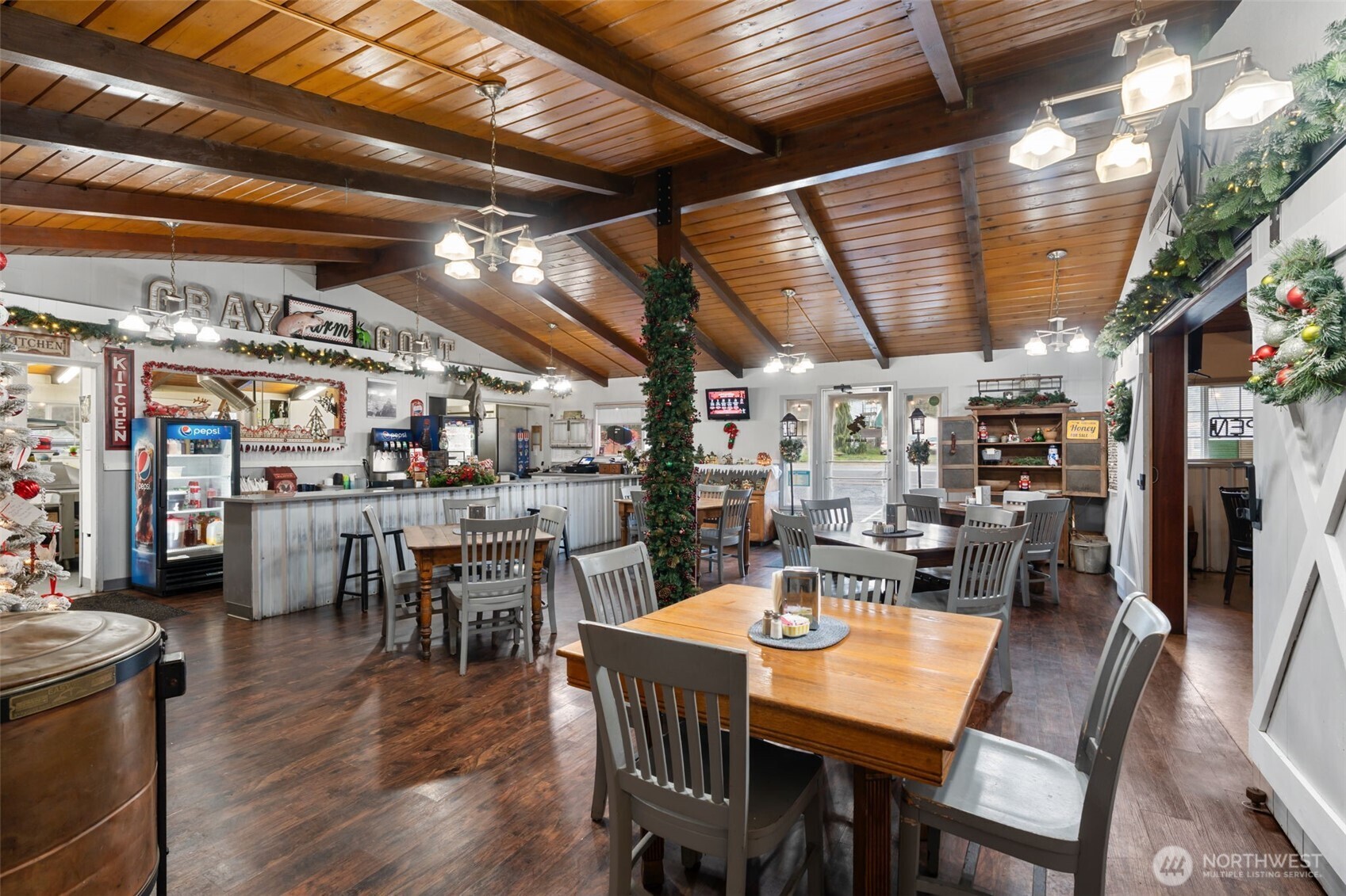 314 W Pine Street Oakville WA 98568