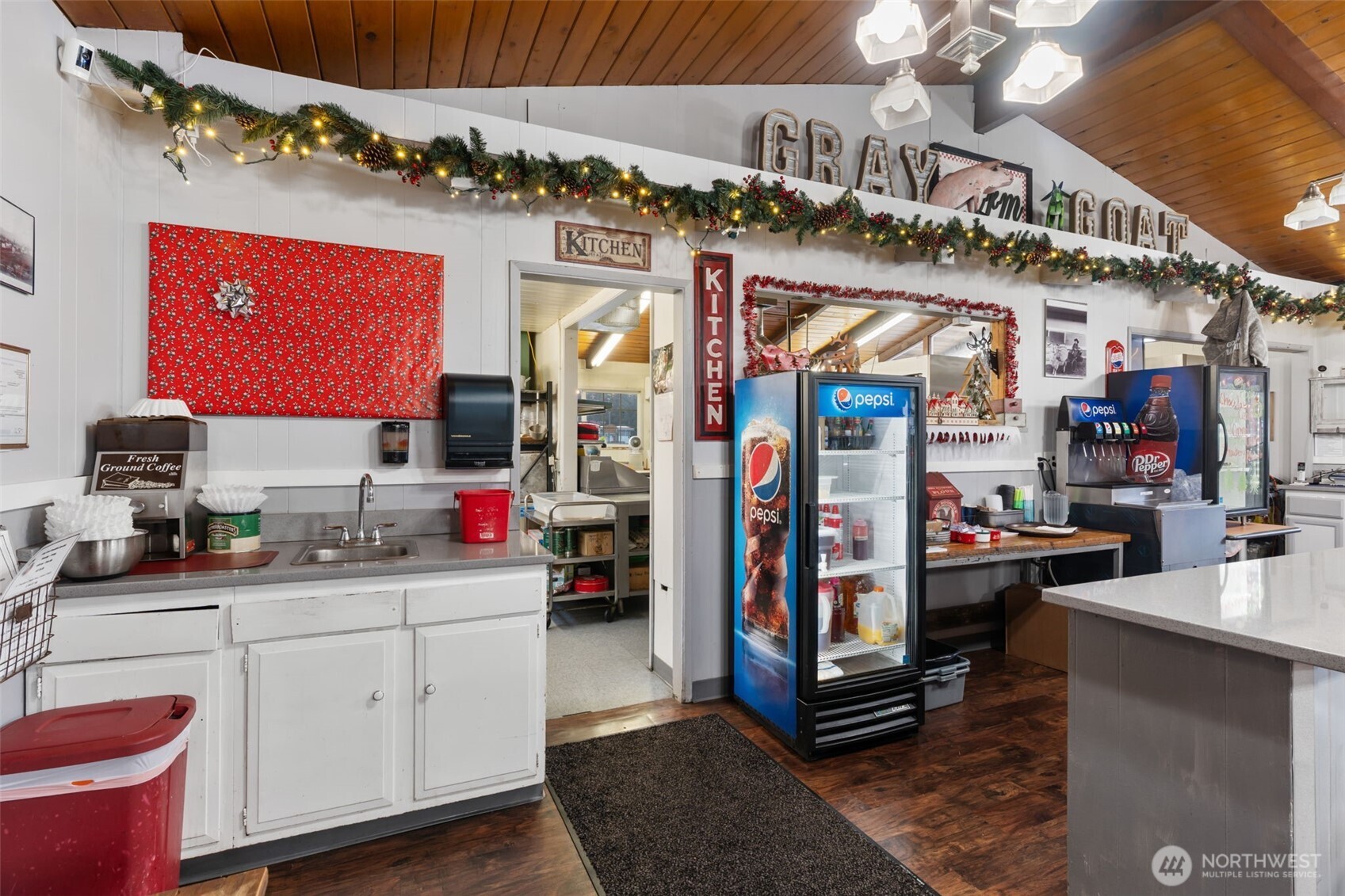 314 W Pine Street Oakville WA 98568