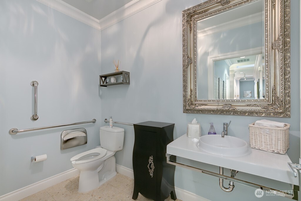 407 W Galer Street Seattle WA 98119