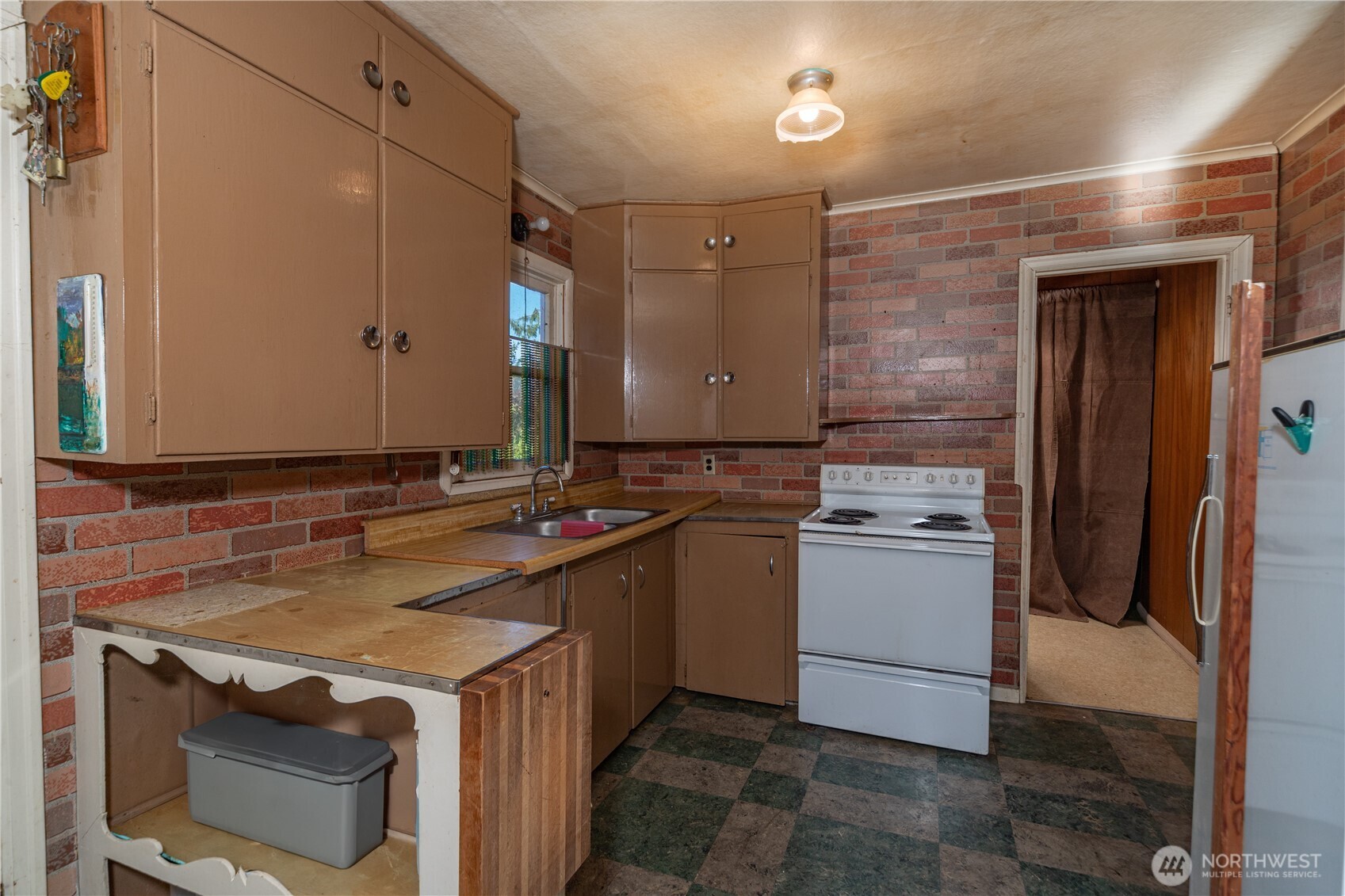 781 Irondale Road Port Hadlock WA 98339