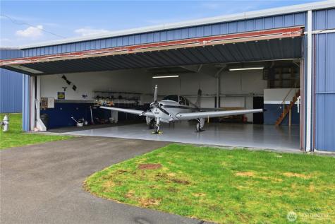 16608 103rd Avenue Court E Puyallup WA 98374