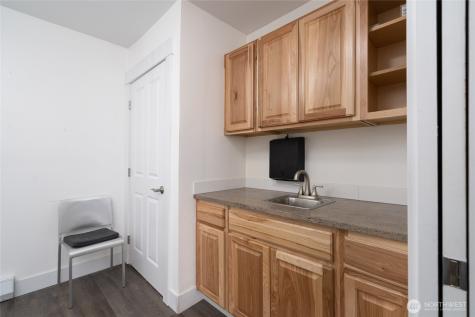 1917 Commercial Avenue Anacortes WA 98221