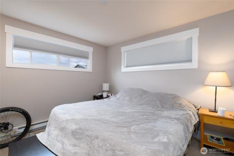 1917 Commercial Avenue Anacortes WA 98221