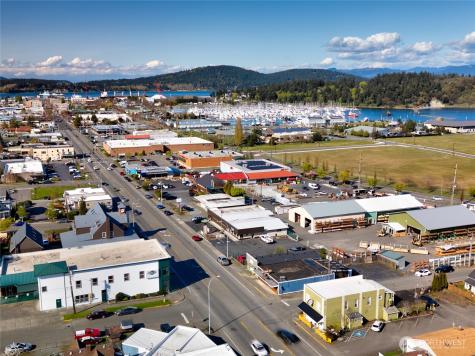 1917 Commercial Avenue Anacortes WA 98221