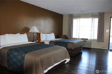 910 Simpson Avenue Hoquiam WA 98550