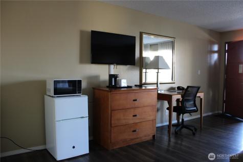 910 Simpson Avenue Hoquiam WA 98550