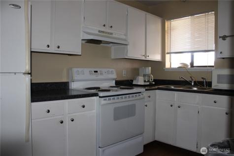 910 Simpson Avenue Hoquiam WA 98550