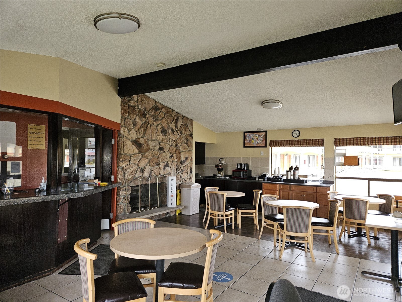 910 Simpson Avenue Hoquiam WA 98550