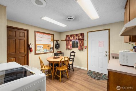 10767 16th Avenue SW Seattle WA 98146