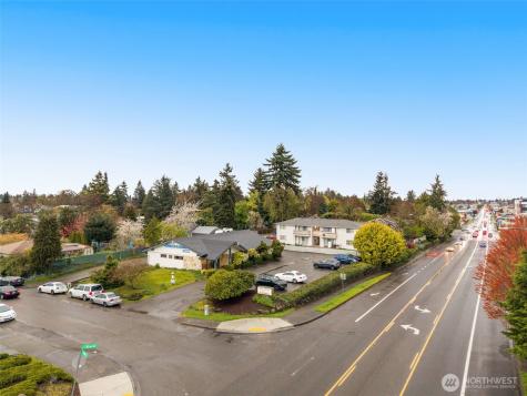 10767 16th Avenue SW Seattle WA 98146