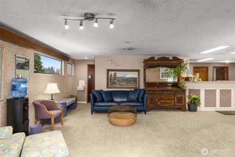10767 16th Avenue SW Seattle WA 98146