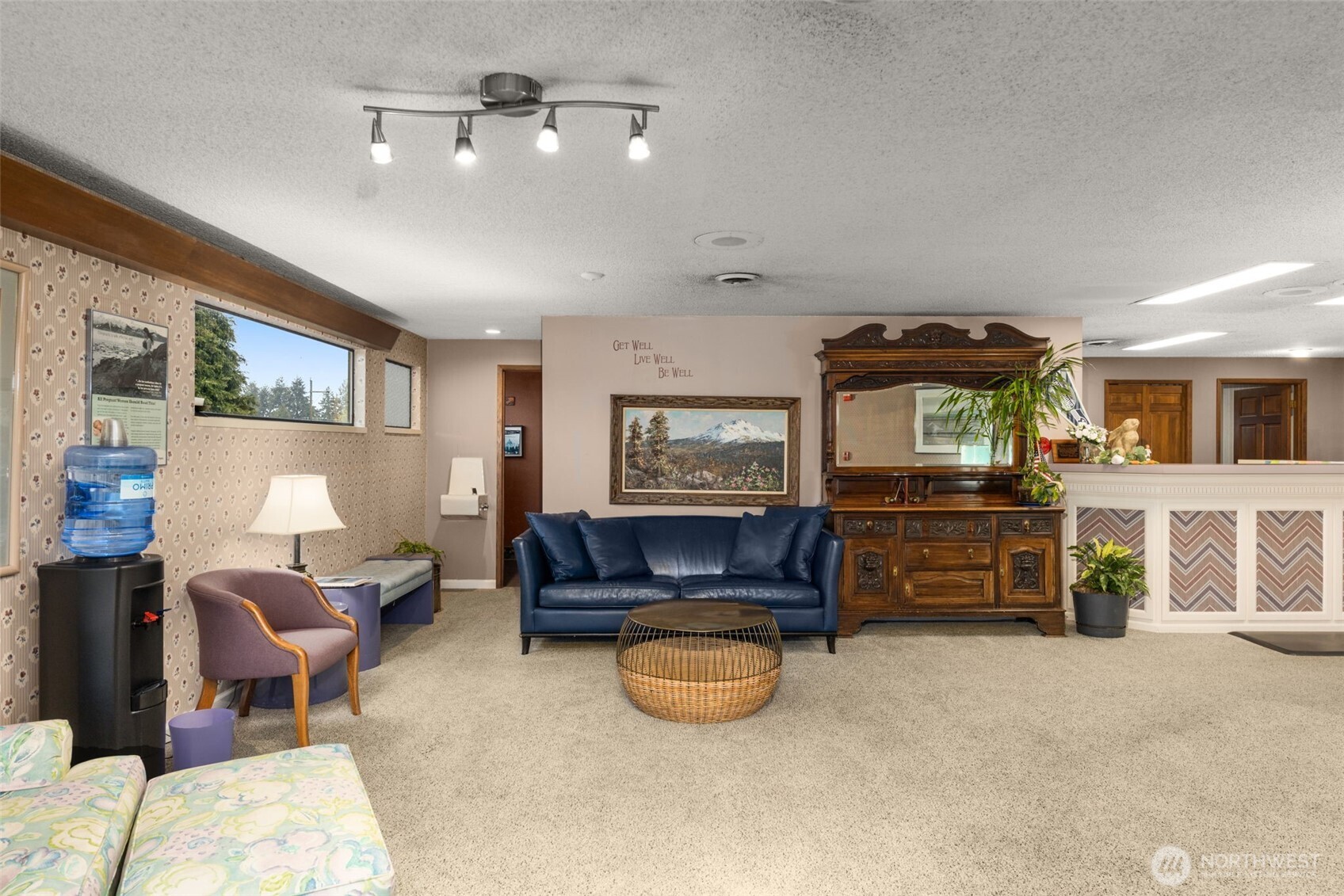 10767 16th Avenue SW Seattle WA 98146