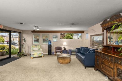 10767 16th Avenue SW Seattle WA 98146