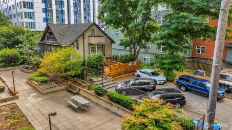 417 Minor Avenue N Seattle WA 98109